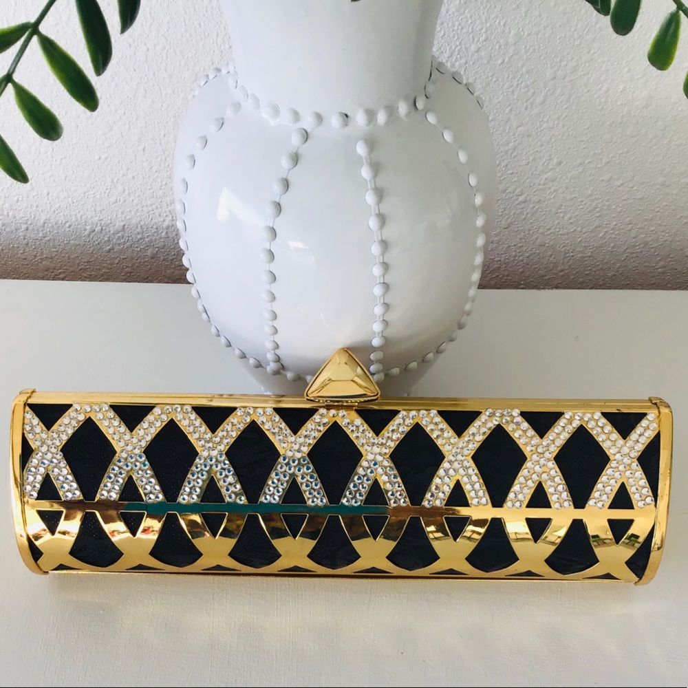 LOVE AT FIRST SIGHT SHINY GOLD AND BLACK